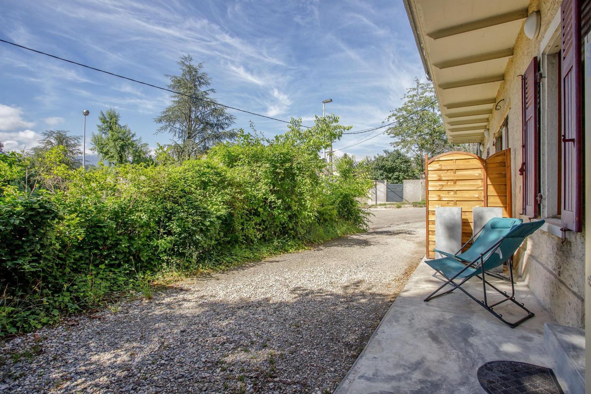 Le Nivolet - Studio Vue Montagne Chambery Exterior photo